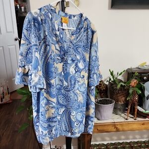 Ruby Rd. Blue and Cream Paisley Blouse